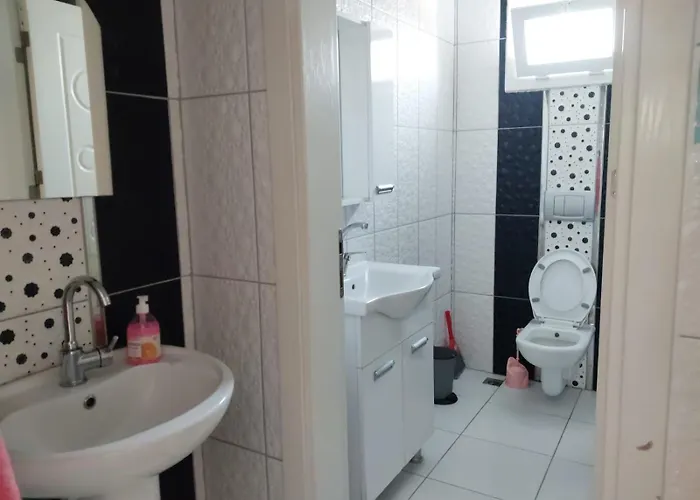 Demir Apart-otel * 卡斯